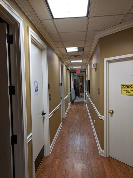 More Photos Of 230 E Ogden Ave, Hinsdale Medical For Sale