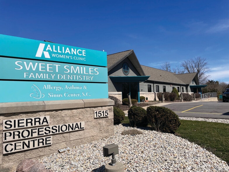 More Photos Of 1515 S Green Bay Rd, Racine Medical For Sale