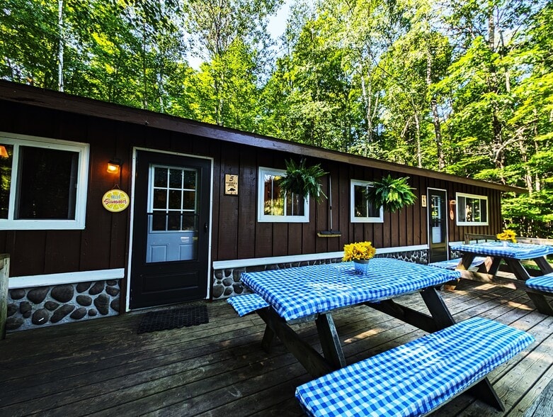 More Photos Of 3932 Point of View Ln, Phelps Hotel For Sale