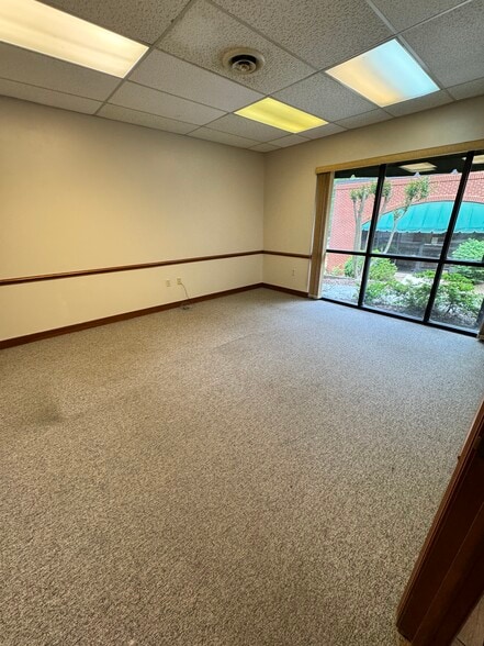 More Photos Of 601 Eastchester Dr, High Point Office For Sale