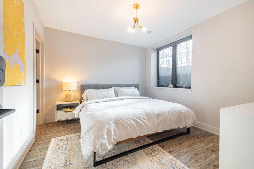 More Photos Of 830 Henry St, Ann Arbor Apartments For Sale