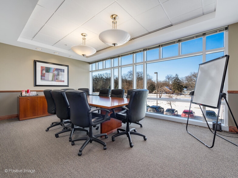 More Photos Of 400 S County Farm Rd, Wheaton Office For Sale