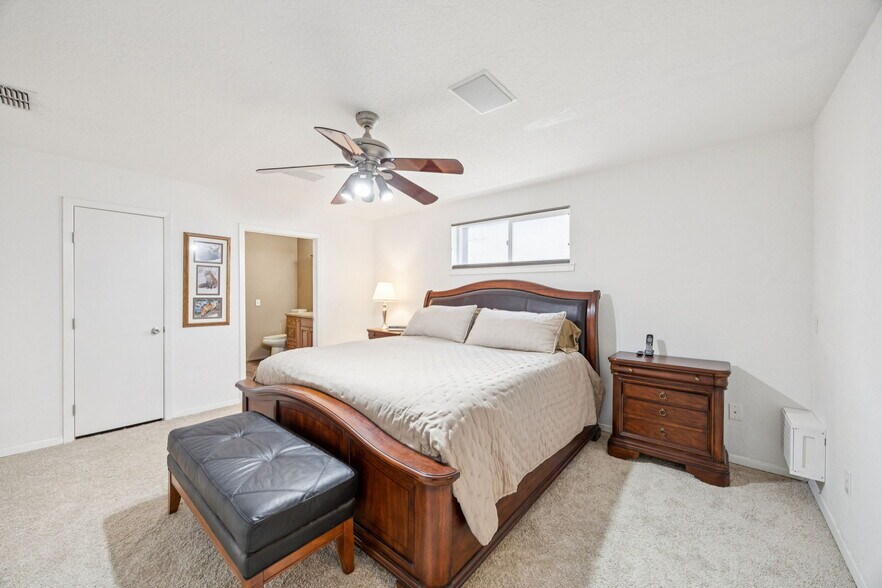 More Photos Of 930 Aviator Dr, Fort Worth Specialty For Sale
