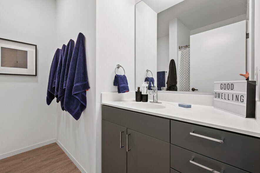 More Photos Of 2640 Nicollet Ave, Minneapolis Apartments For Lease