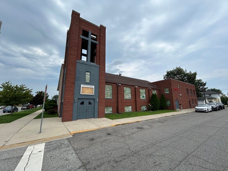 More Photos Of 4743 Northcote Ave, East Chicago Specialty For Sale