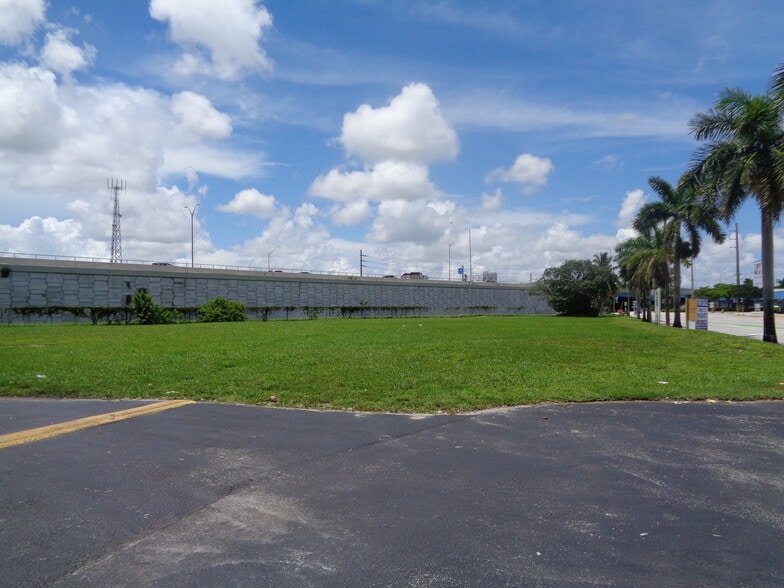 More Photos Of 3939 N Powerline Rd, Fort Lauderdale Land For Sale