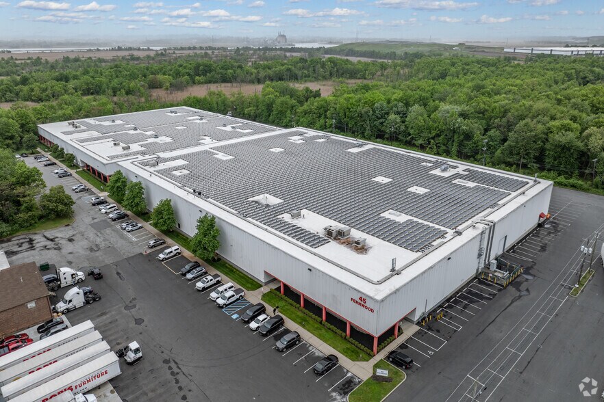 More Photos Of 45 Fernwood Ave, Edison Warehouse For Lease