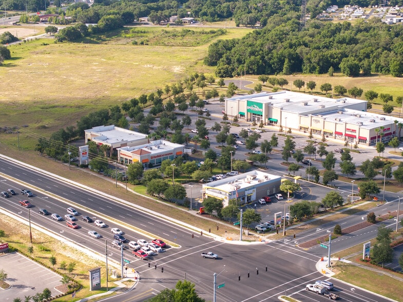 More Photos Of 480-504 N Highway 441, Lady Lake Unknown For Lease