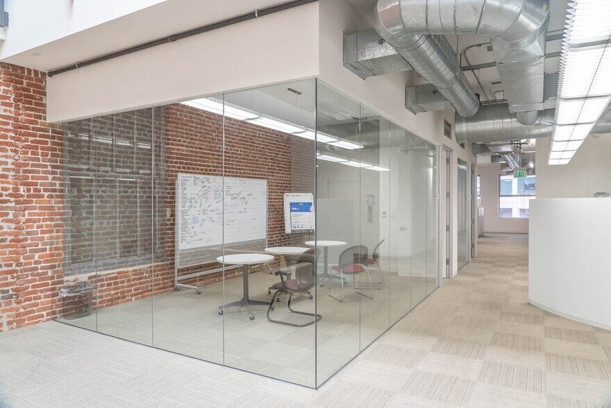 More Photos Of 816 S Figueroa St, Los Angeles Loft Creative Space For Lease