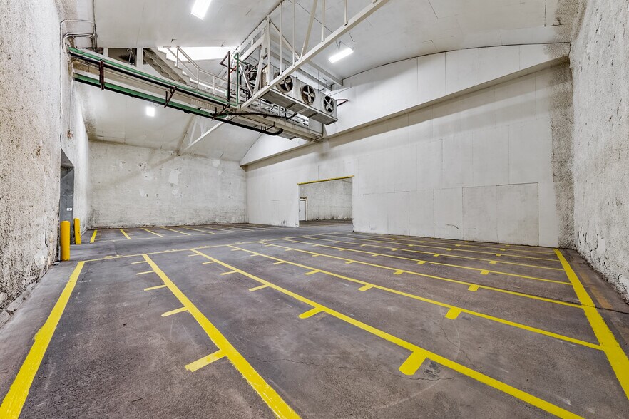 More Photos Of 661 S Fir St, Medford Refrigeration Cold Storage For Lease