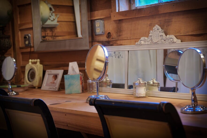 More Photos Of 6863 E Highway 80, Russell Springs Lodge Meeting Hall For Sale