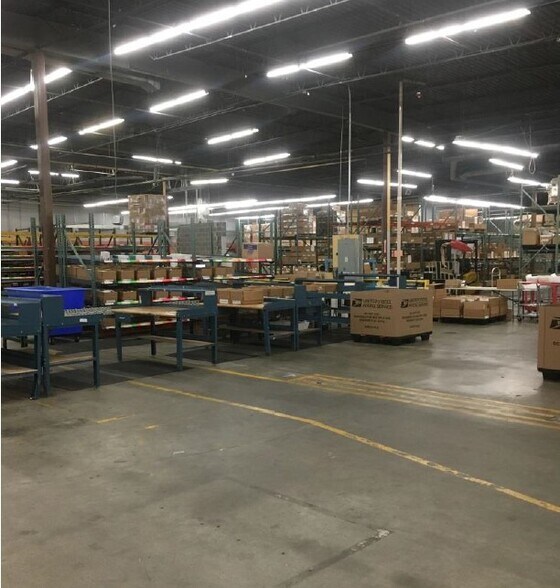 More Photos Of 1 Carding Ln, Johnston Manufacturing For Lease