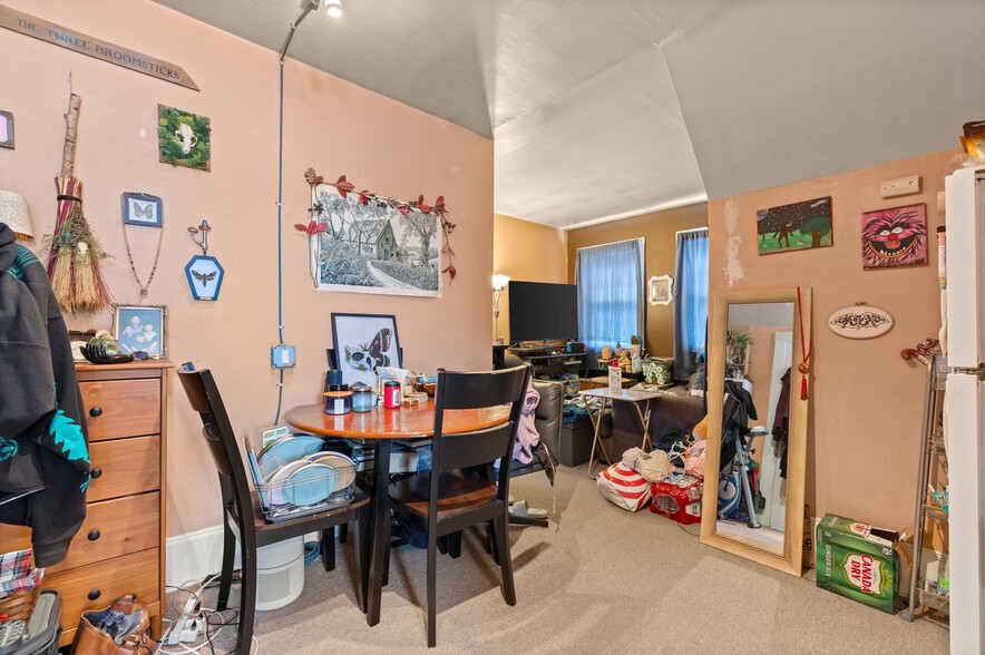 More Photos Of 327 Central St, Saugus Office For Sale