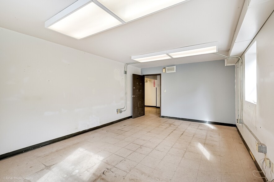 More Photos Of 2762 Caldwell Rd NE, Brookhaven Distribution For Lease