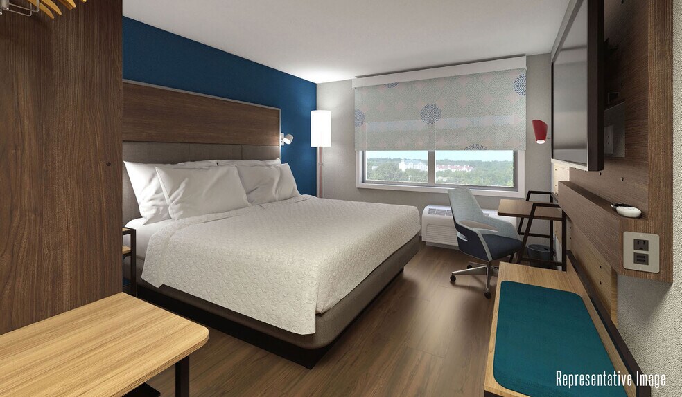 More Photos Of 719 N Eureka St, Redlands Hotel For Sale