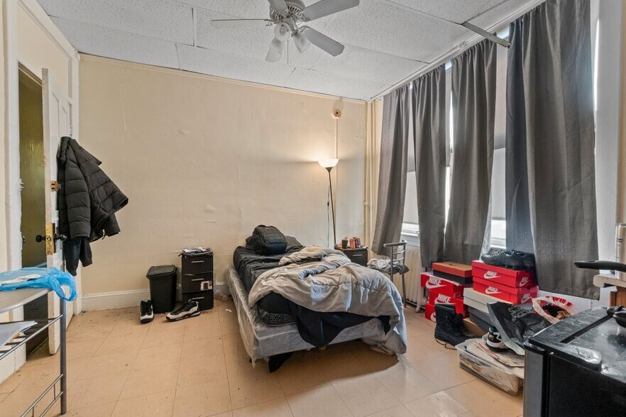 More Photos Of 2301 Maryland Ave, Baltimore Apartments For Sale