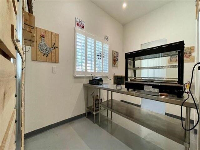 More Photos Of 620 E Sierra Ave, Portola Restaurant For Sale