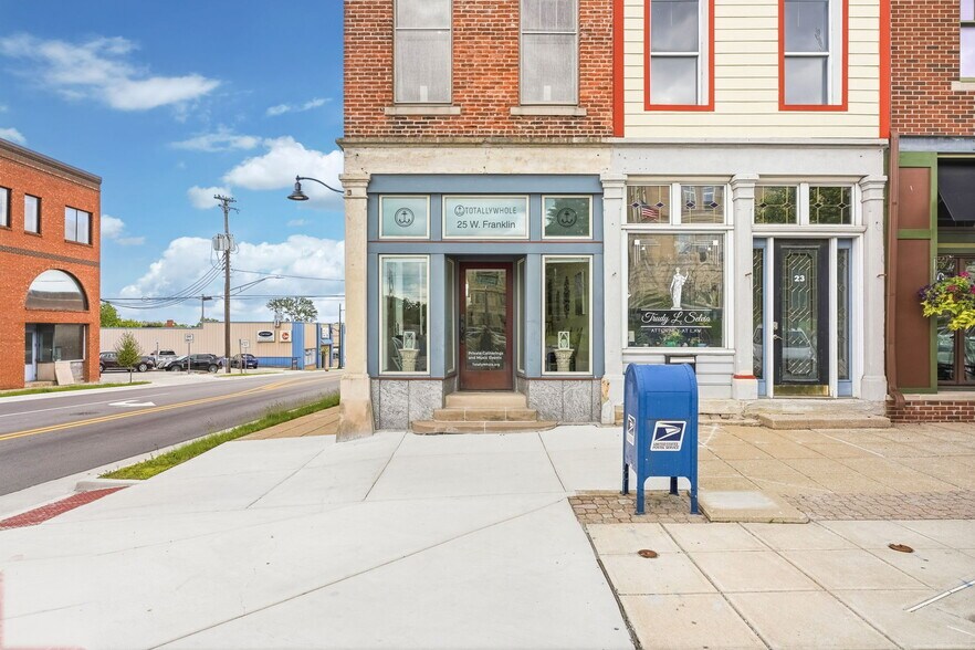 More Photos Of 25 W Franklin St, Greencastle Storefront Retail Office For Sale