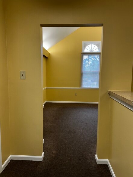 More Photos Of 140 E Butler Ave, Chalfont Office For Sale