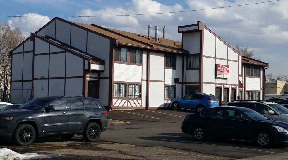 More Photos Of 620 Miller Ct, Lakewood Freestanding For Lease