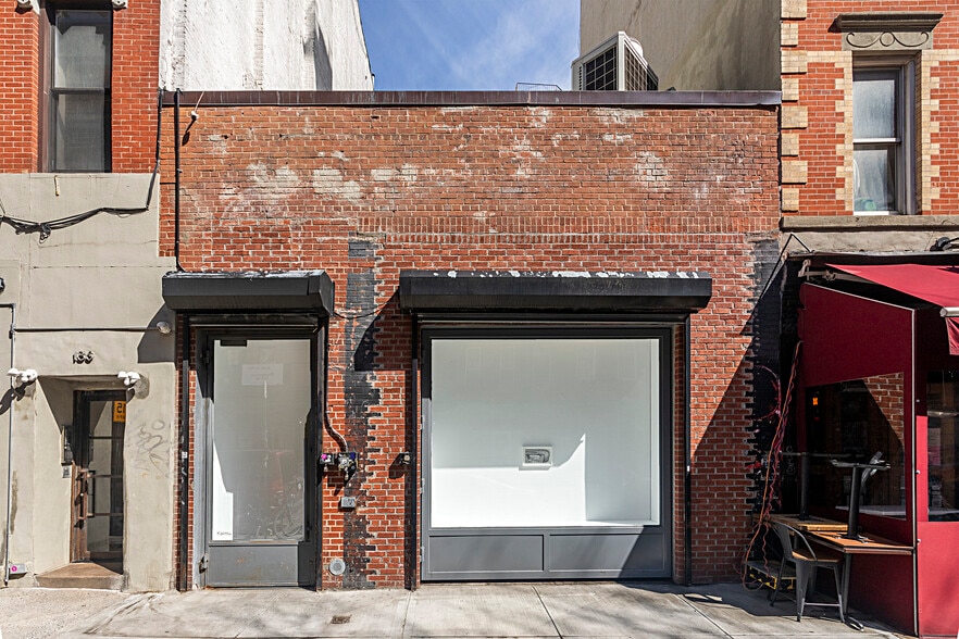 Primary Photo Of 188 E Second St, New York General Retail For Lease