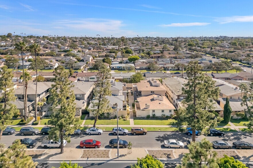 More Photos Of 10634 Crenshaw Blvd, Inglewood Multifamily For Sale