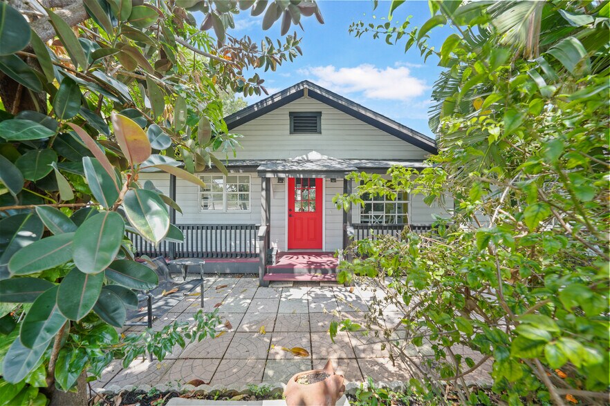 More Photos Of 2461 SW Highway 17, Arcadia Warehouse For Sale