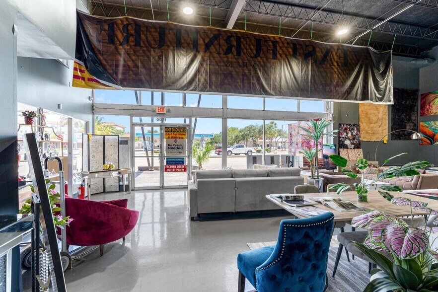 More Photos Of 1500 E Commercial Blvd, Fort Lauderdale Freestanding For Lease