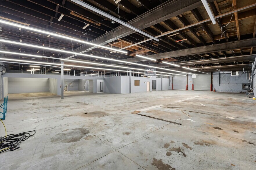More Photos Of 104-110 Harrison Ave, Jersey City Warehouse For Lease