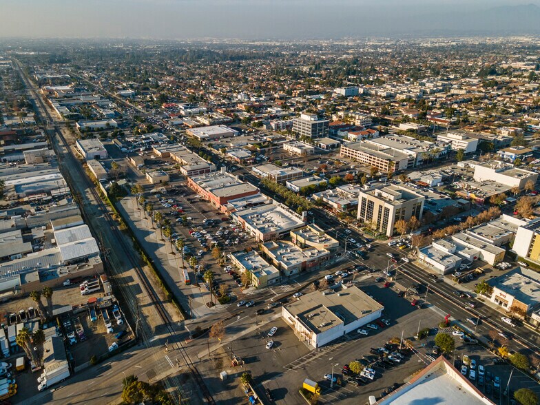More Photos Of 8236 - 8276 Firestone, Downey Storefront For Sale