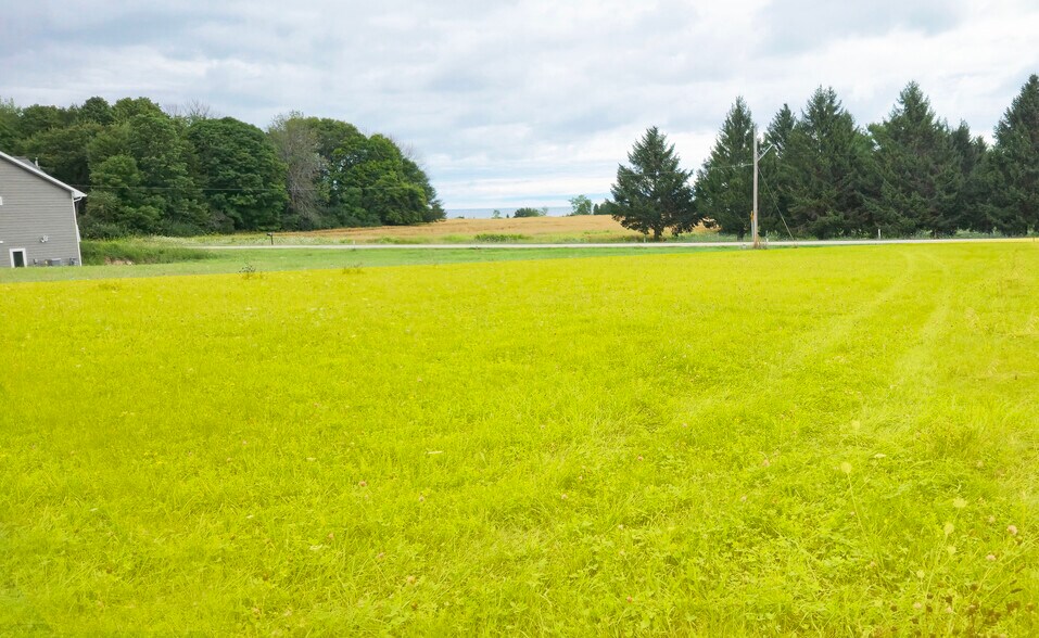 More Photos Of Lakeshore Dr Lot 2 Dr @ Duvall St, Kewaunee Land For Sale