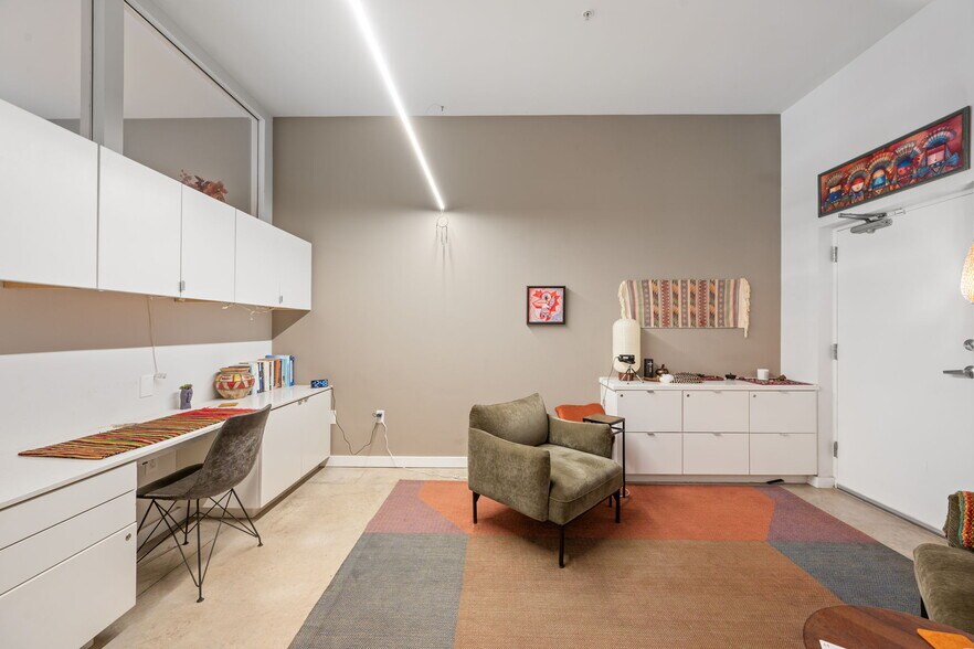 More Photos Of 2235 E 6th St, Austin Apartments For Sale
