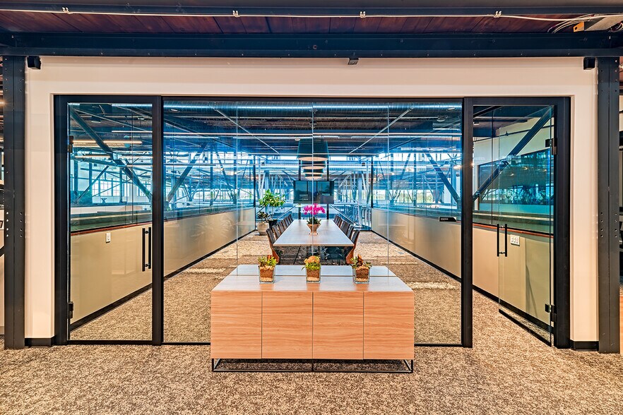 More Photos Of 4565 McRee Ave, Saint Louis Office For Lease