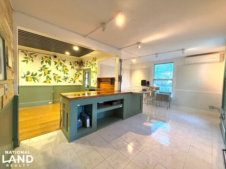 More Photos Of 4 S 1st St, Denton Specialty For Sale
