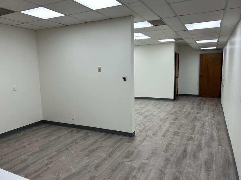 More Photos Of 20355 Hawthorne Blvd, Torrance Office For Lease