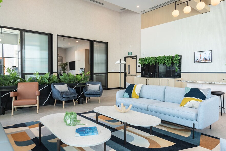 More Photos Of 330 E 3rd St, Long Beach Apartments For Lease