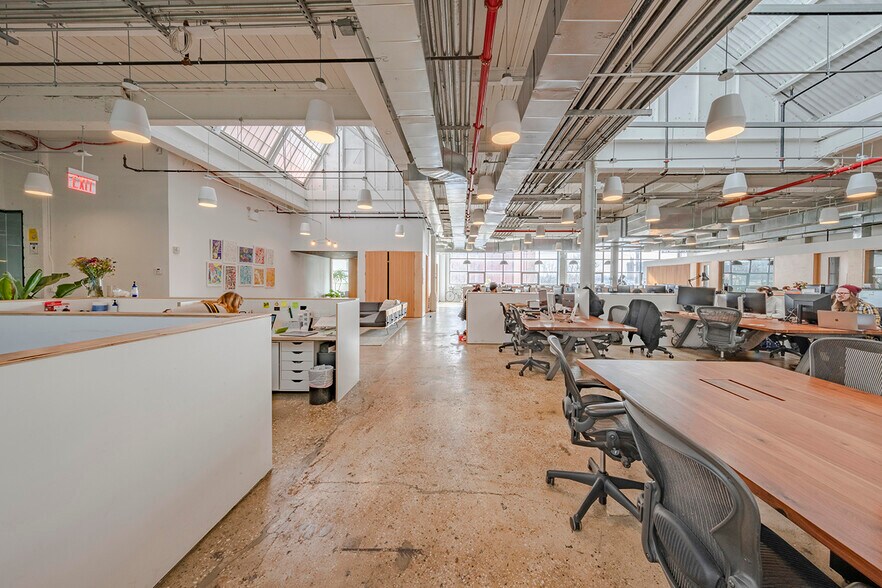 More Photos Of 160 Van Brunt St, Brooklyn Office For Lease