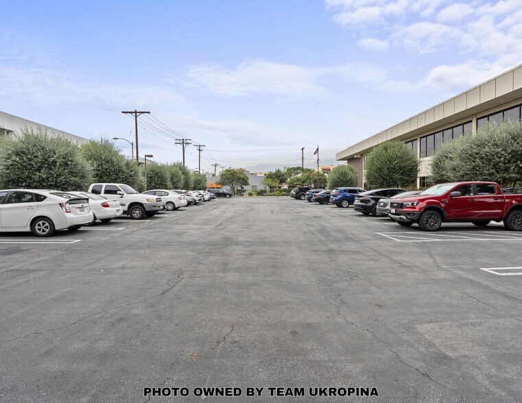 More Photos Of 210 S De Lacey Ave, Pasadena Office For Lease