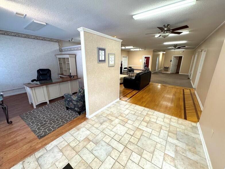 More Photos Of 1748 S Main St, Rocky Mount Office For Sale