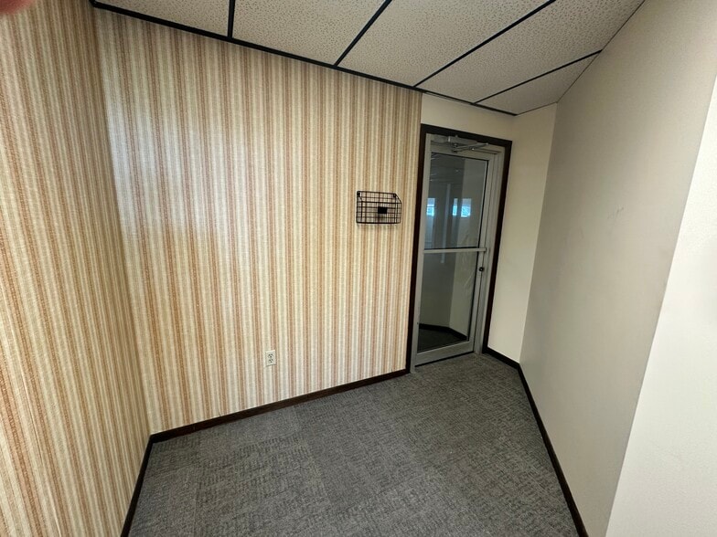 More Photos Of 1445 Avenue B, Billings Office For Lease