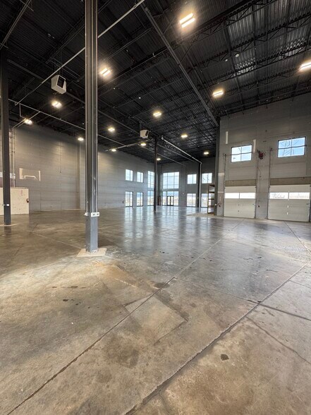 More Photos Of 4655 W California Ave, Salt Lake City Manufacturing For Lease