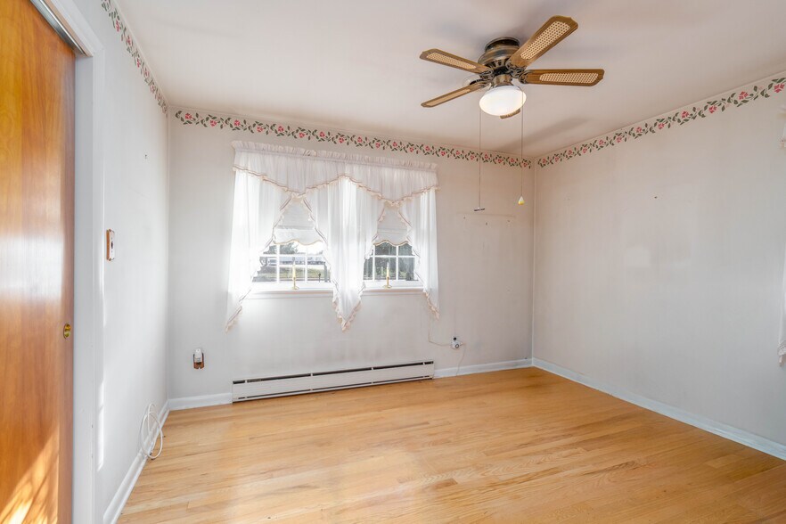 More Photos Of 19 Middle Rd, Hammonton Specialty For Sale