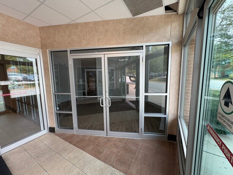 More Photos Of 913 Ridgebrook Rd, Sparks Medical For Sale