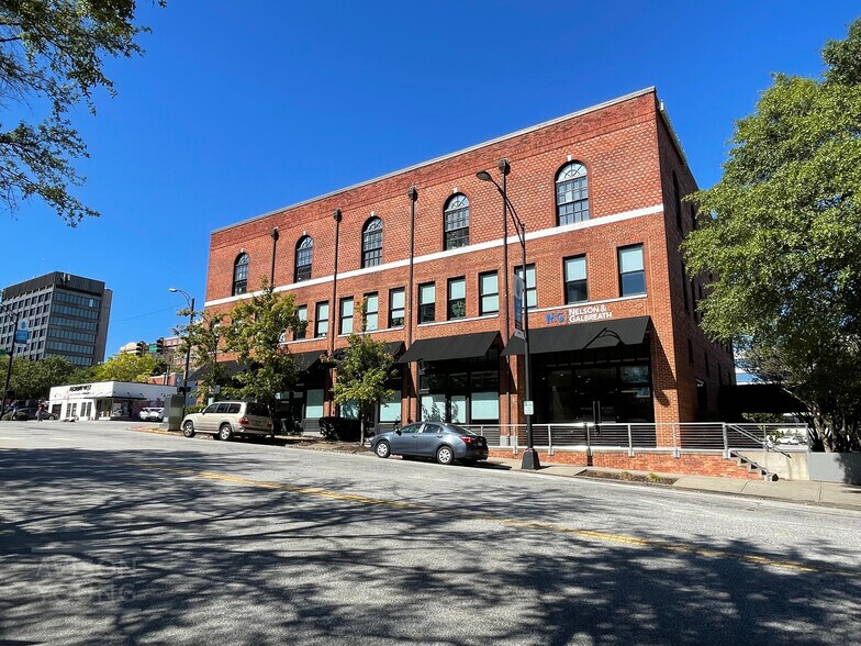 More Photos Of 131 Falls St, Greenville Loft Creative Space For Lease