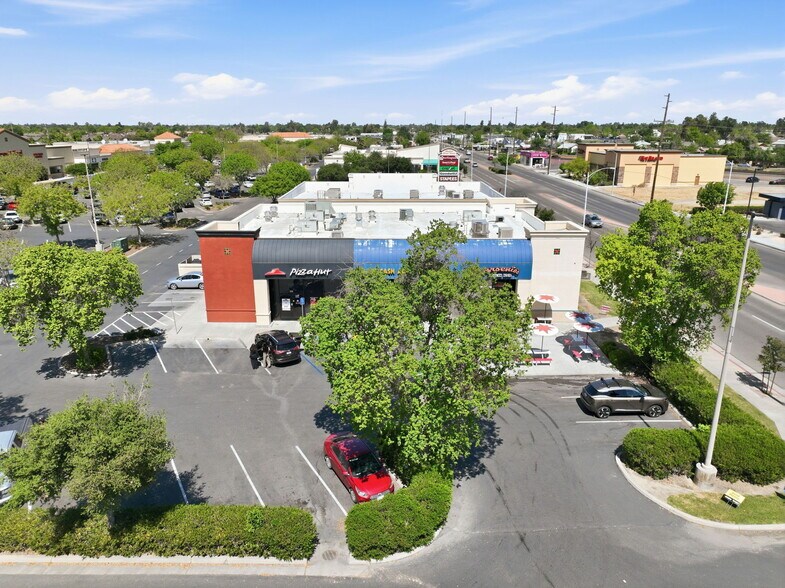 More Photos Of 410 N 11th Ave, Hanford General Retail For Sale