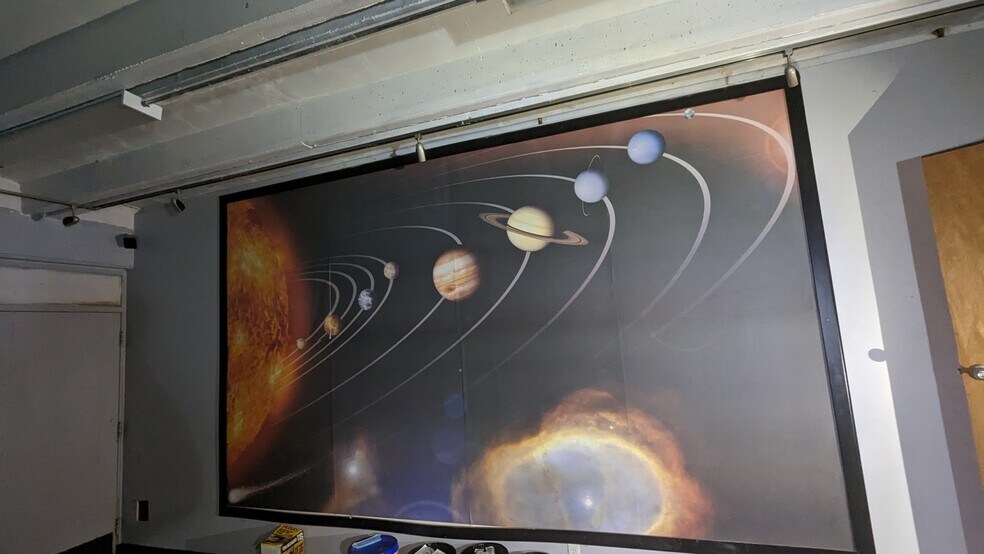 More Photos Of 208 W Pearl St, Harrisonville Specialty For Sale