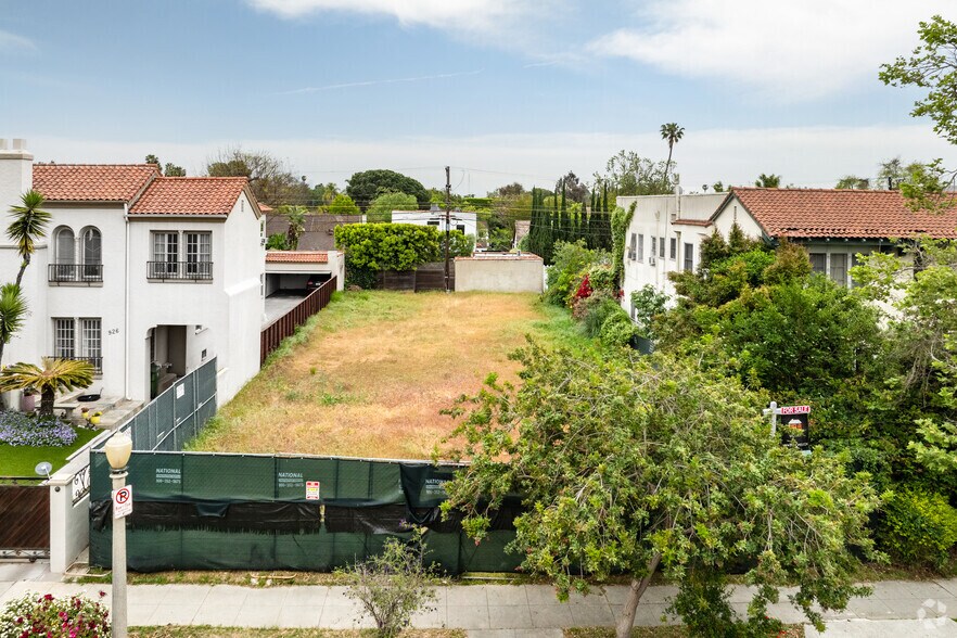 More Photos Of 930 S Mansfield Ave, Los Angeles Land For Sale