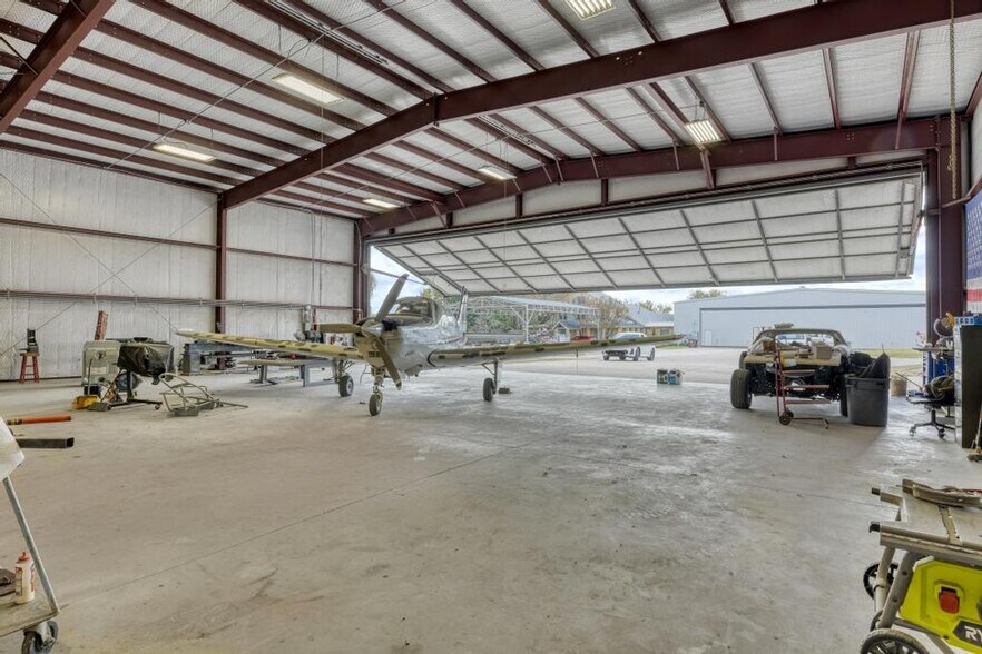 More Photos Of 28120 Boerne Stage Rd, Boerne Specialty For Sale