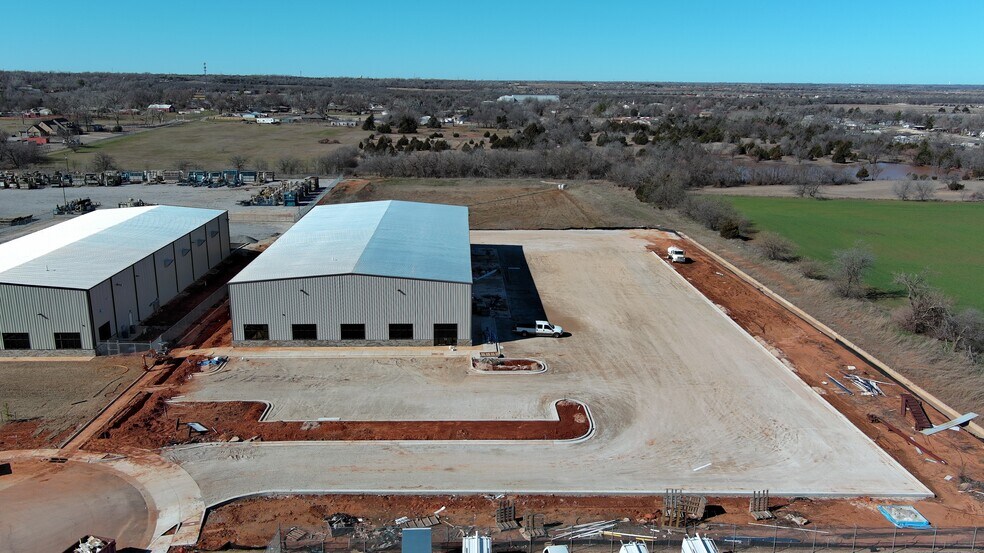 More Photos Of 7417 SW 67th St, Oklahoma City Warehouse For Sale