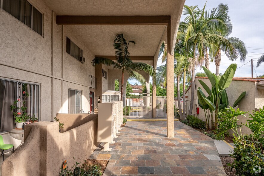 More Photos Of 1001 N Harbor Blvd, La Habra Apartments For Sale